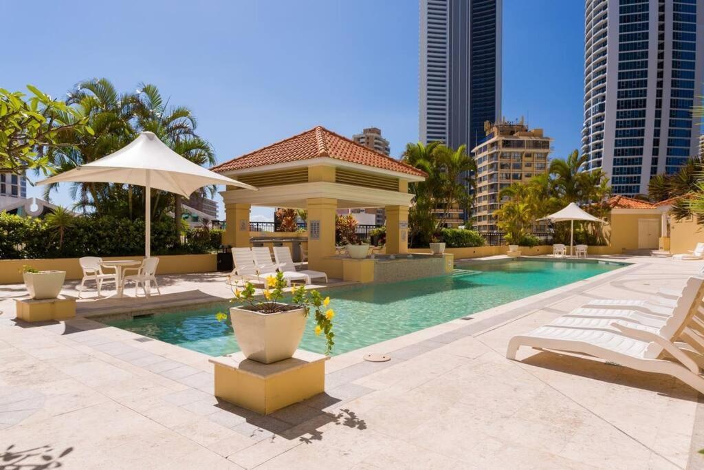 Apartment Oceanview 3 Bedroom In Surfers Paradise - Serain Residences Gold Coast