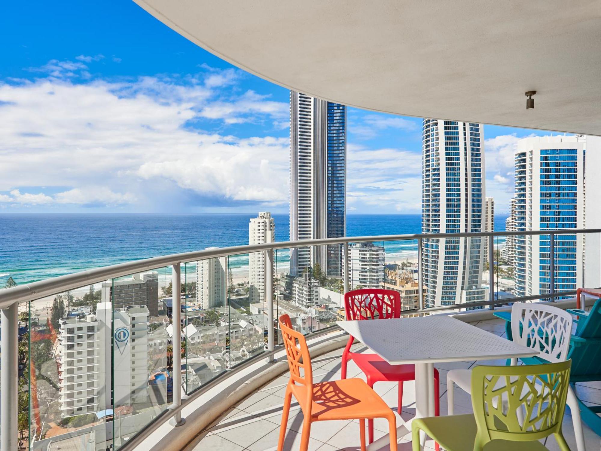Oceanview 3 Bedroom In Surfers Paradise - Serain Residences