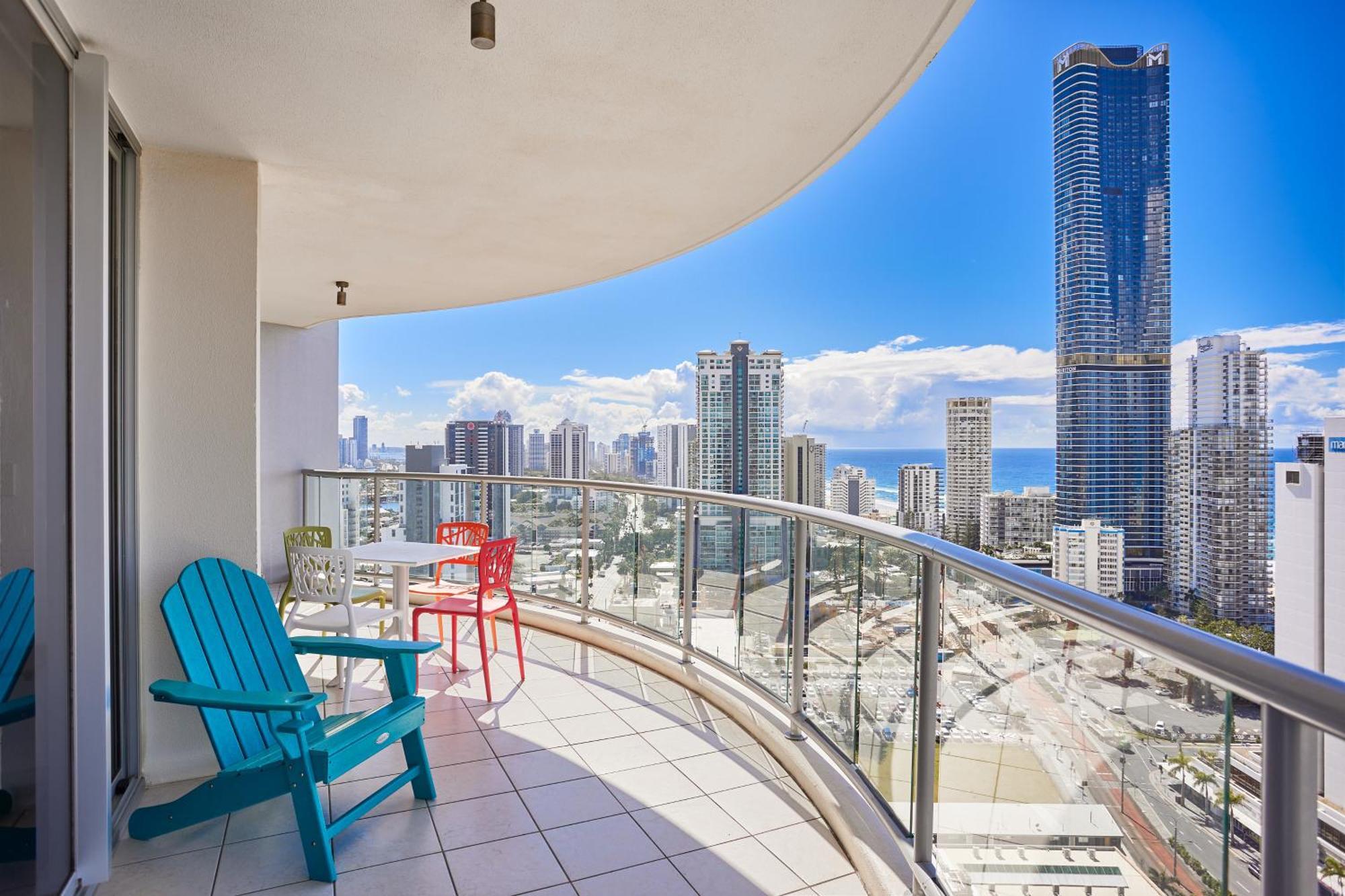 Oceanview 3 Bedroom In Surfers Paradise - Serain Residences